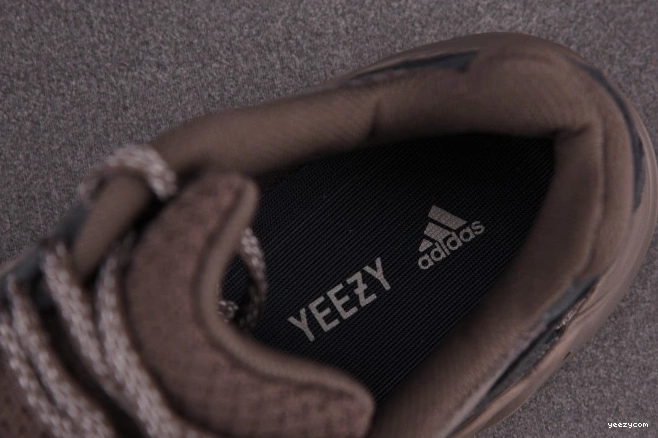 700 Yeezy Boost 'Mauve' V2 ADIDAS GZ0724 0717